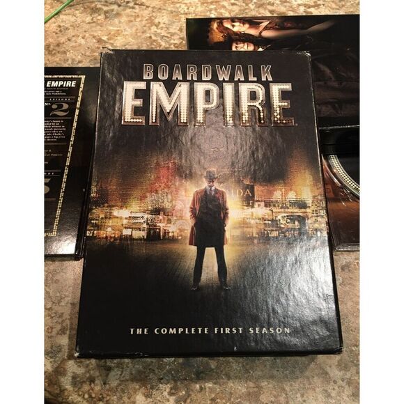 Boardwalk Empire - Complete First and Second Season DVD Set - Picture 3 of 10